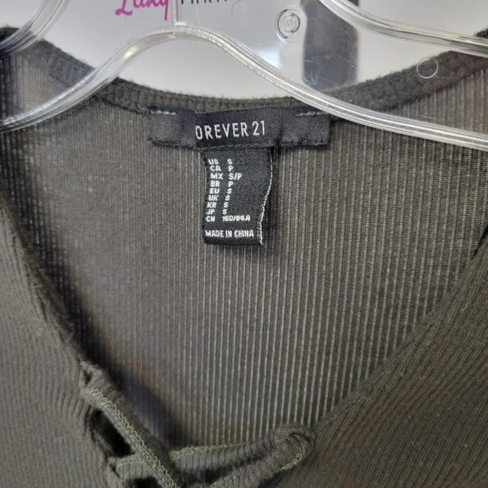 Forever 21 Ribbed Dress - Picture 3 of 4